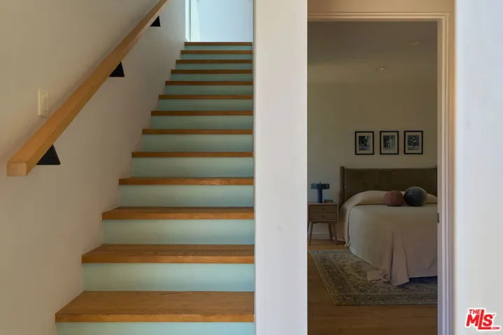 2204 Rosey Way, Los Angeles, California 90026