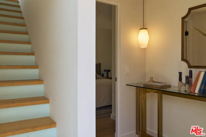 2204 Rosey Way, Los Angeles, California 90026