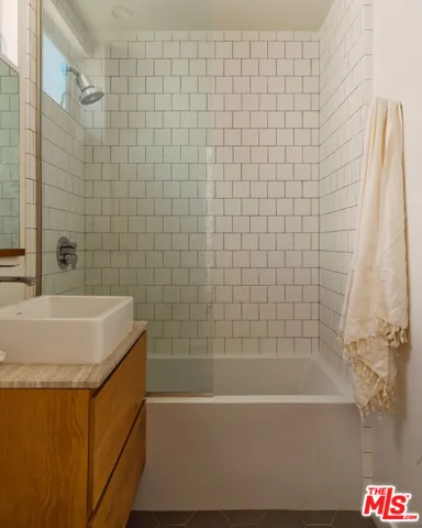 2204 Rosey Way, Los Angeles, California 90026