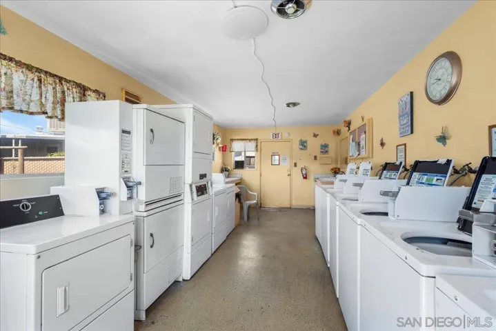 410 S 1st Street, El Cajon, California 92019