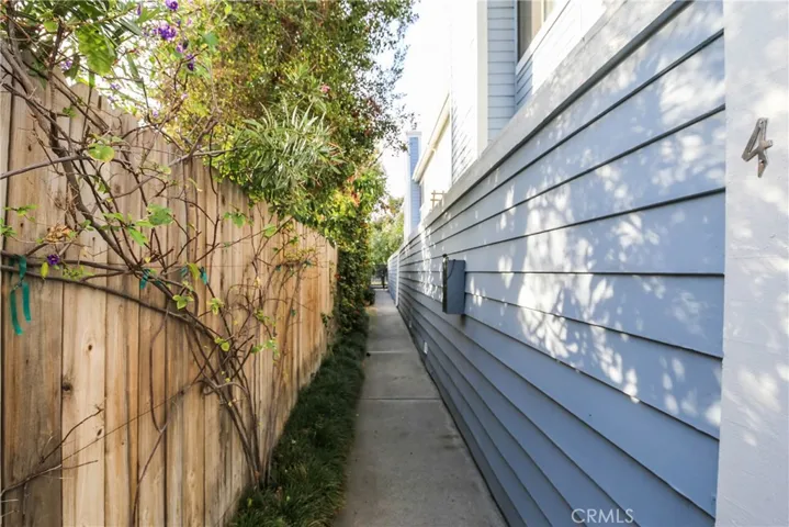 622 N Wilson Avenue 4, Pasadena, California 91106