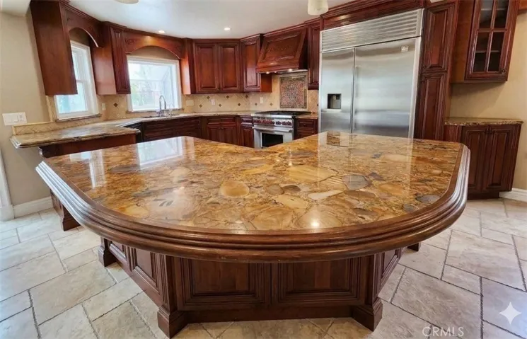 6573 E North View Drive, Anaheim Hills, California 92807