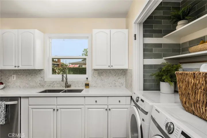 944 W Acacia Avenue, Orange, California 92868
