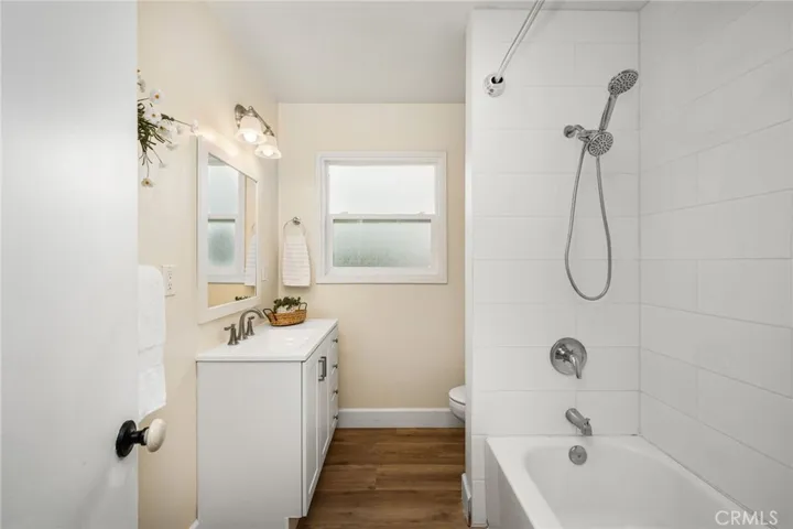 944 W Acacia Avenue, Orange, California 92868