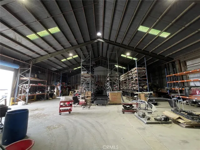 30' Ceiling