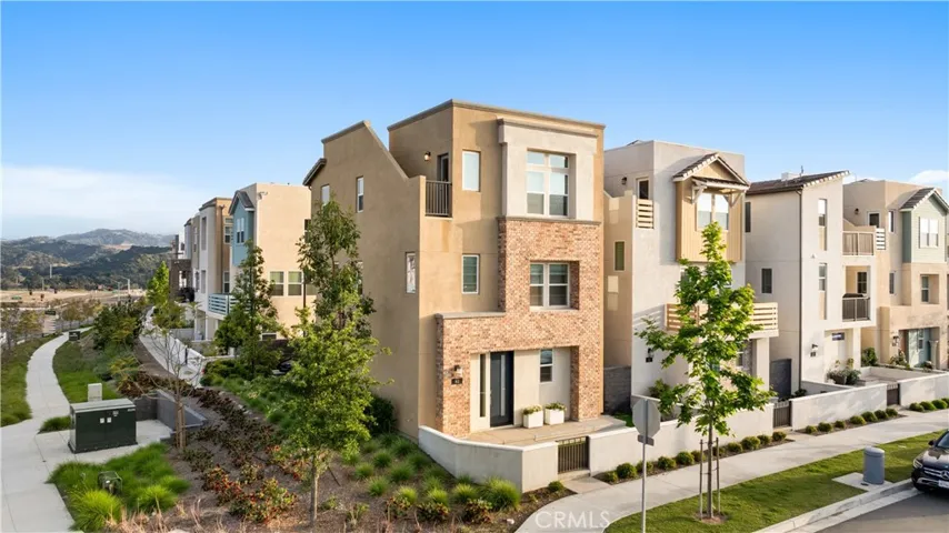 41 Stable Dr, Rancho Mission Viejo, California 92694