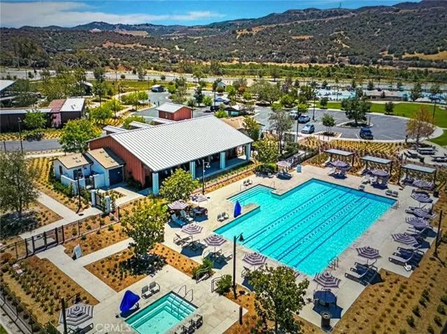 41 Stable Dr, Rancho Mission Viejo, California 92694