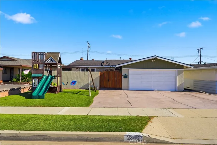 2346 W 234th W, Torrance, California 90501