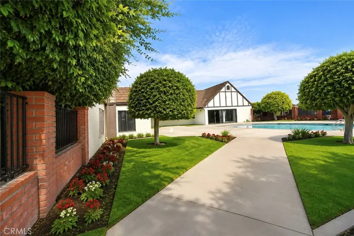 10200 Bolsa Ave 111, Westminster, California 92683