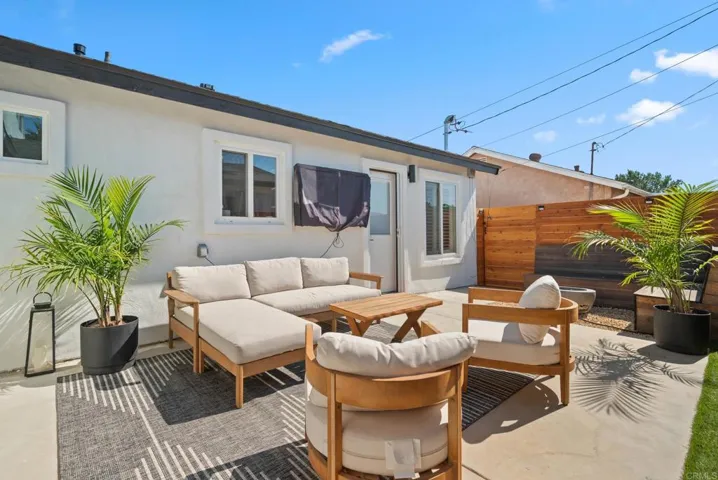 5118 Constitution Road, San Diego, California 92117
