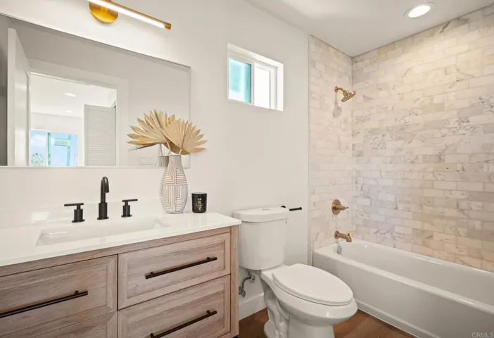 5118 Constitution Road, San Diego, California 92117