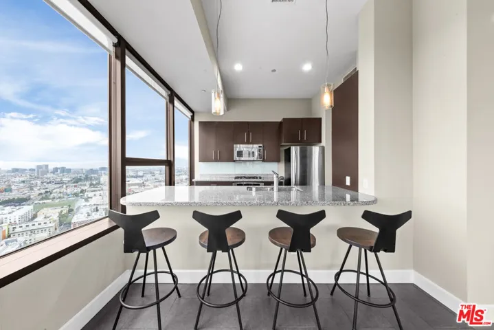 1100 Wilshire Boulevard 2411, Los Angeles, California 90017