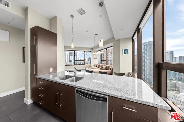 1100 Wilshire Boulevard 2411, Los Angeles, California 90017
