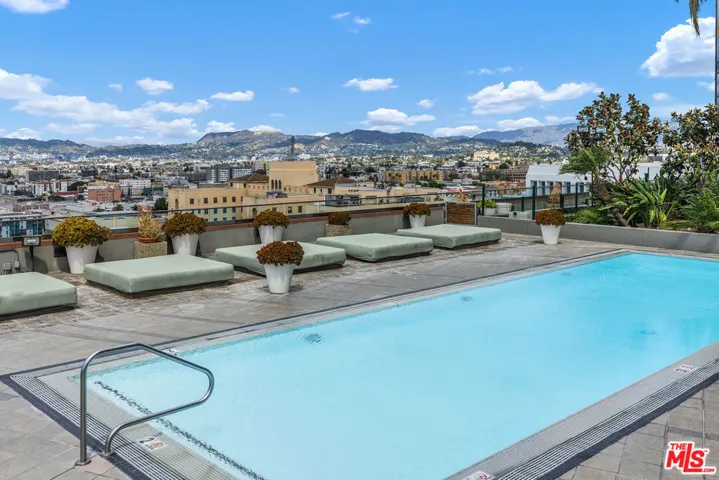 1100 Wilshire Boulevard 2411, Los Angeles, California 90017