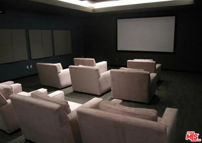 1100 Wilshire Boulevard 2411, Los Angeles, California 90017