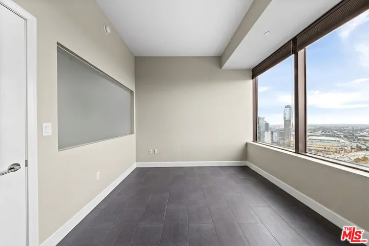 1100 Wilshire Boulevard 2411, Los Angeles, California 90017