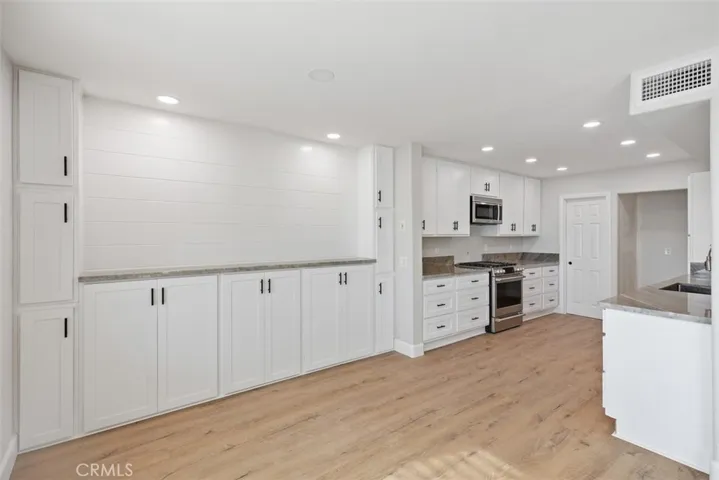 17 Vista Encanta, San Clemente, California 92672