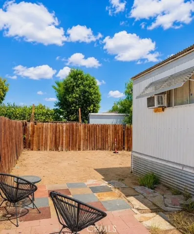 3255 E Avenue R, Los Angeles, California 93550