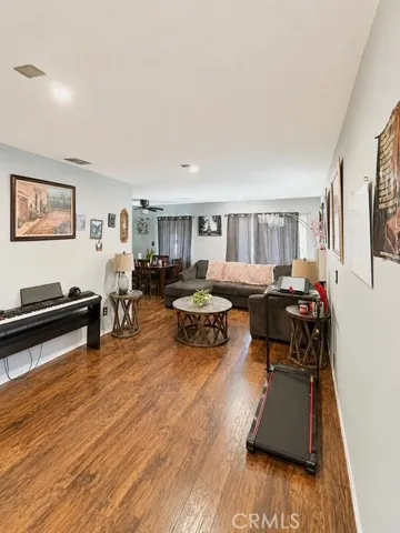 3255 E Avenue R, Los Angeles, California 93550