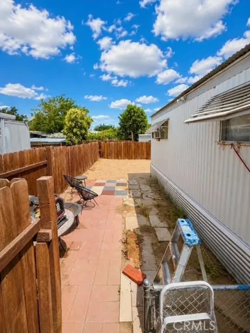 3255 E Avenue R, Los Angeles, California 93550