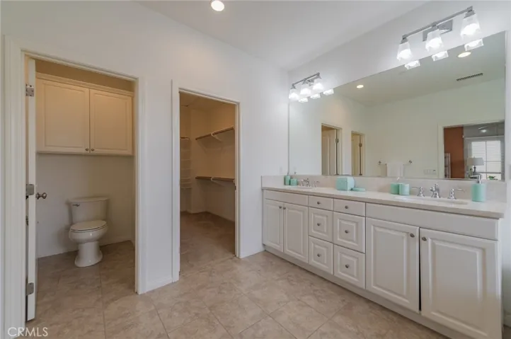 126 Saybrook, Irvine, California 92620