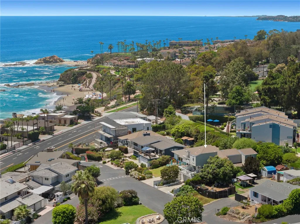 Moments from a park offering tennis and pickleball courts, scenic hiking trails and renowned restaurants this exceptional property offers the ideal combination of luxury, comfort, and an unparalleled Laguna Beach lifestyle.