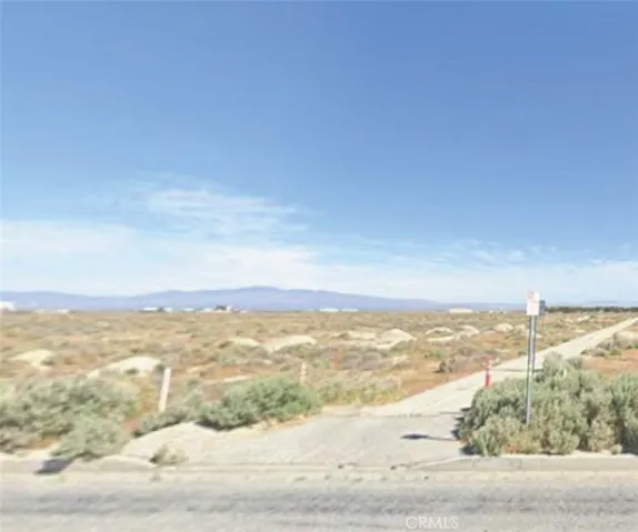 8 W Avenue G, Lancaster, California 93536