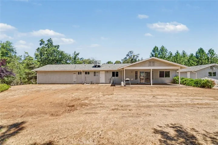 5627 Buckskin Road, Mariposa, California 95338