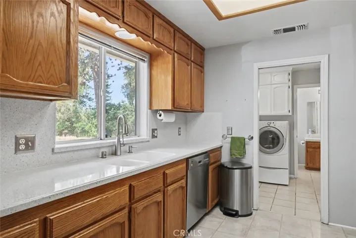 5627 Buckskin Road, Mariposa, California 95338