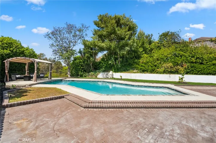 24291 Los Serranos Drive, Laguna Niguel, California 92677