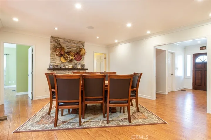 336 W Lexington Drive, Glendale, California 91203