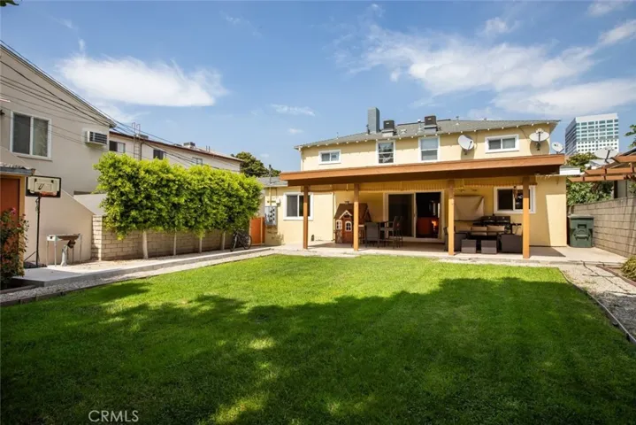 336 W Lexington Drive, Glendale, California 91203