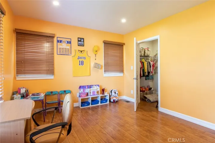 336 W Lexington Drive, Glendale, California 91203