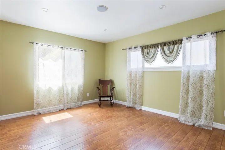 336 W Lexington Drive, Glendale, California 91203