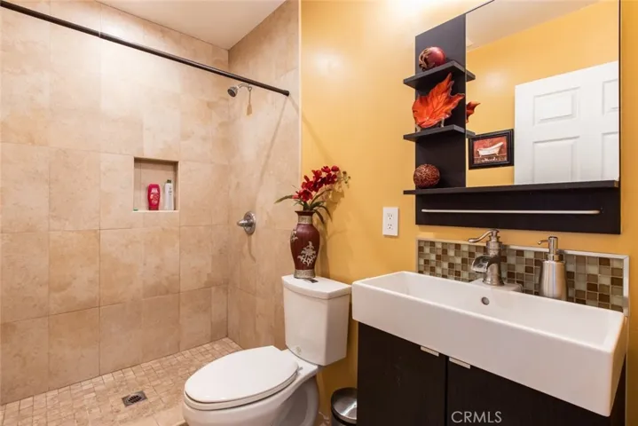 336 W Lexington Drive, Glendale, California 91203