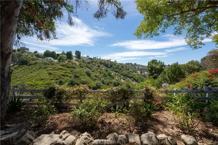 12 Martingale, Rancho Palos Verdes, California 90275