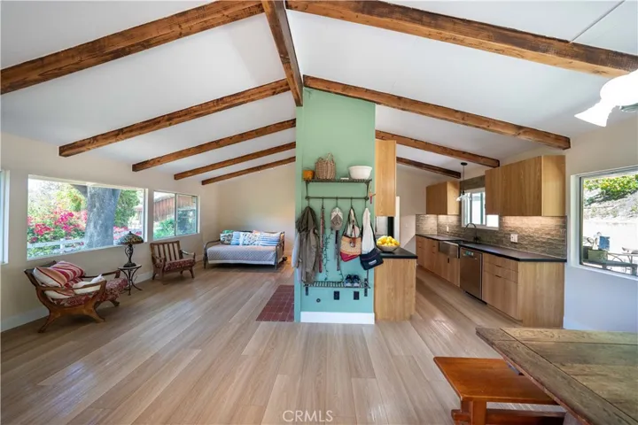 12 Martingale, Rancho Palos Verdes, California 90275