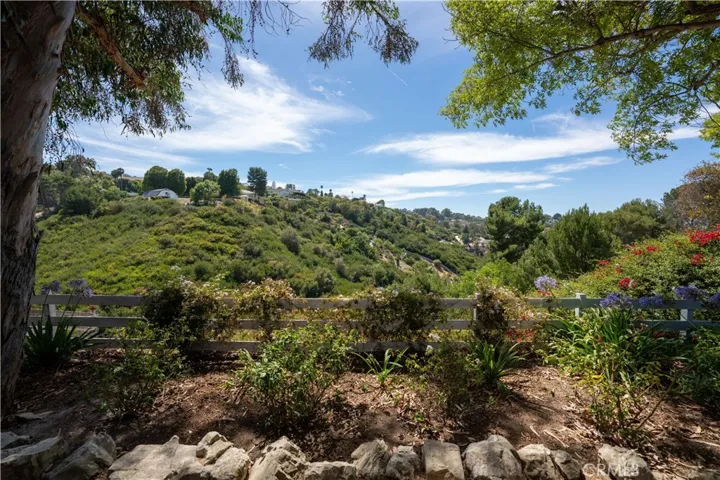 12 Martingale, Rancho Palos Verdes, California 90275