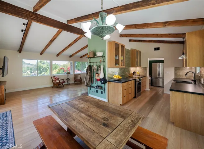 12 Martingale, Rancho Palos Verdes, California 90275