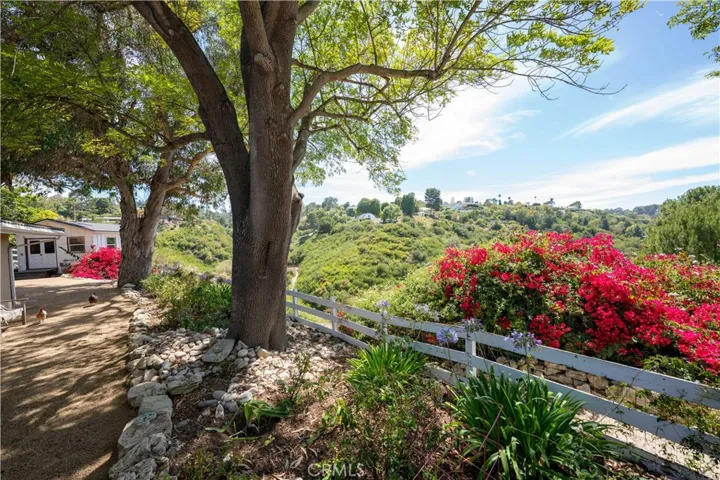 12 Martingale, Rancho Palos Verdes, California 90275