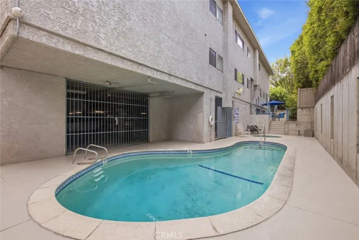 6245 Woodman Avenue 209, Valley Glen, California 91401
