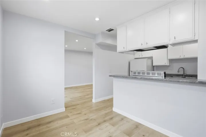 6245 Woodman Avenue 209, Valley Glen, California 91401