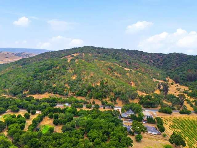 10900 Watsonville Road, Gilroy, California 95020