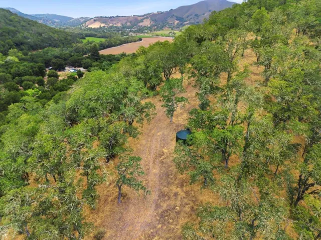10900 Watsonville Road, Gilroy, California 95020