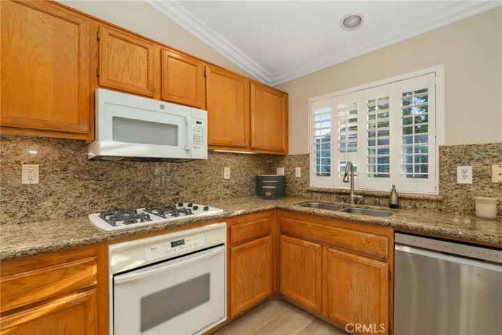 3568 Birchleaf, Corona, California 92881