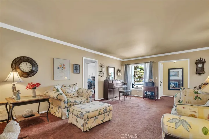 5876 W 75th, Los Angeles, California 90045