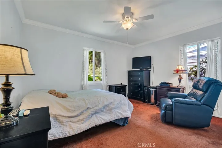 5876 W 75th, Los Angeles, California 90045