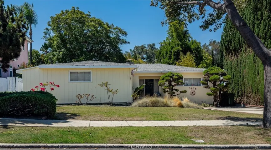 5876 W 75th, Los Angeles, California 90045