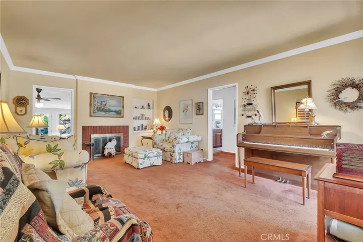 5876 W 75th, Los Angeles, California 90045