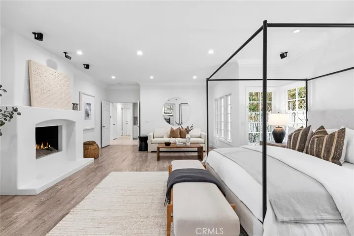 1998 Port Edward Circle, Newport Beach, California 92660